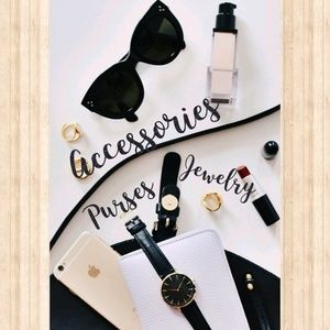 Your outfit wouldn't be complete without these!🕶